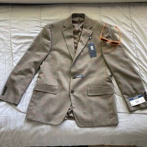 Men’s Brown/Orange IZOD Suit Coat 40REG